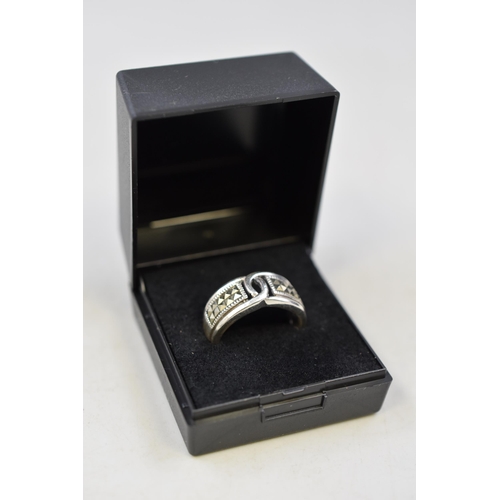 29 - Silver 925 Ring Complete in Presentation Box. Size O