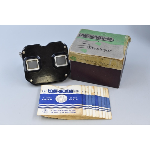 260 - Vintage Boxed Collectable Bakelite View-master Complete with a Interesting Array of Slides