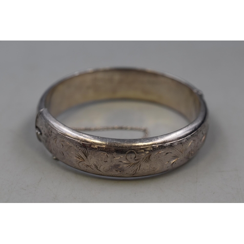 65 - Hallmarked Silver, Vintage Engraved Hinged Bracelet