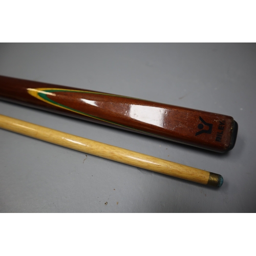 686 - Riley two piece snooker cue in leather case