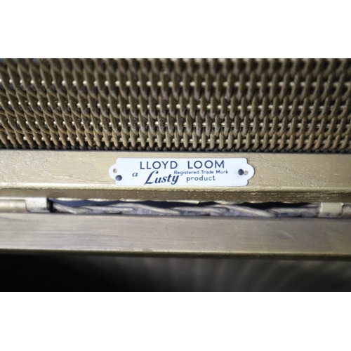 619 - Lloyd Loom Lusty Corner Bedding Box (22