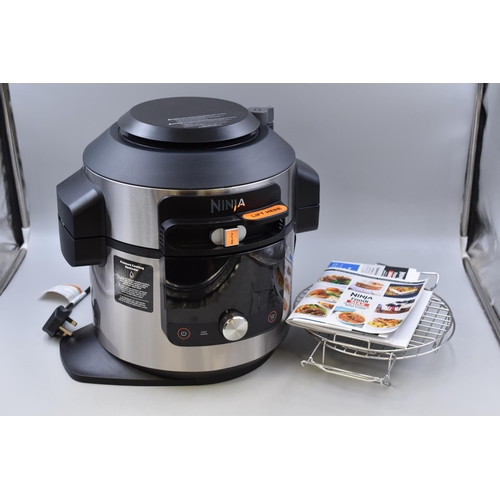 627 - A Ninja Foodi Max 15-in-1 SmartLid Multi-Cooker, With Instructions. Powers On When Tested