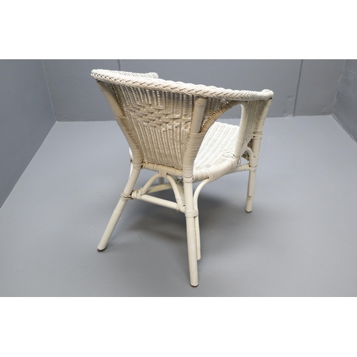 648 - A Lloyd Loom Style White Bedroom Chair, Approx 30.5