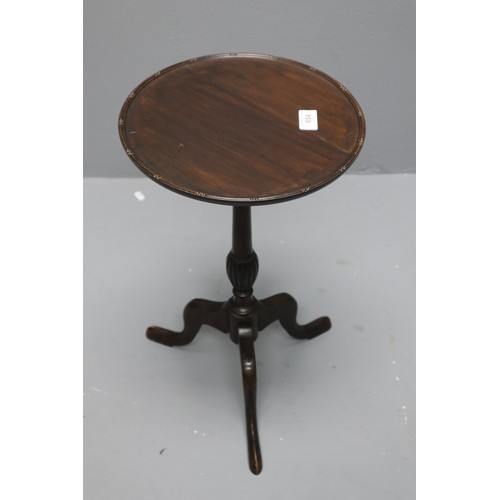 654 - Vintage Wine Table (20