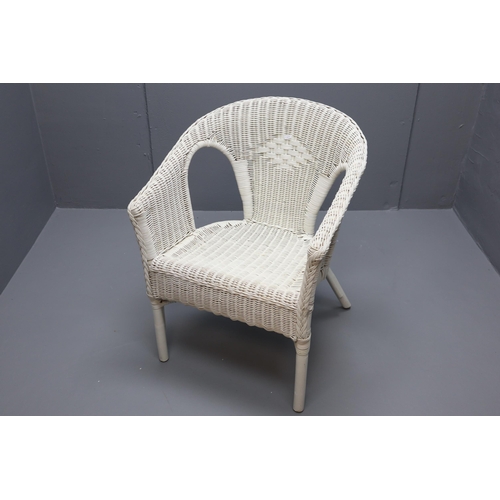 648 - A Lloyd Loom Style White Bedroom Chair, Approx 30.5