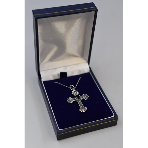 15 - Silver 925 Cross Pendant Necklace Complete with Presentation Box