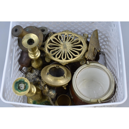 968 - Mixed Lot Of Various Brassware and Silverplate Items to Include Candlesticks, Vintage Decorative Thr... 