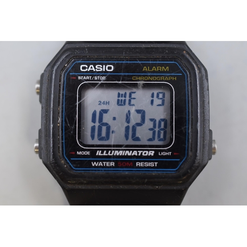 110 - A Digital Casio Watch (W-217H), Working