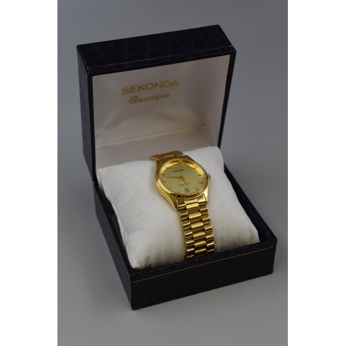 122 - A Gold Tone Sekonda Classique Day/Time Gent's Watch, Working. In Working Order