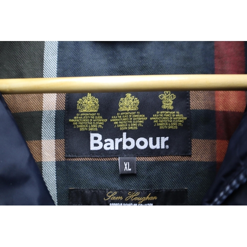 572 - Barbour quilted jacket size XL in blue