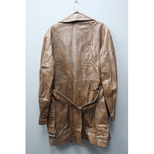 575 - A Gent's Brown Leather Hepworths Jacket, Size 42