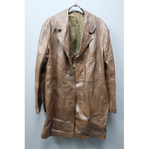 575 - A Gent's Brown Leather Hepworths Jacket, Size 42