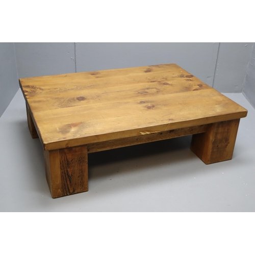 610 - Heavy Pine Rustic Coffee Table (35