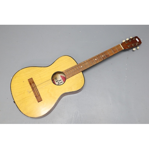 529 - A Vintage Hi Spot 3/4 Size Classical Guitar, Requires Attention