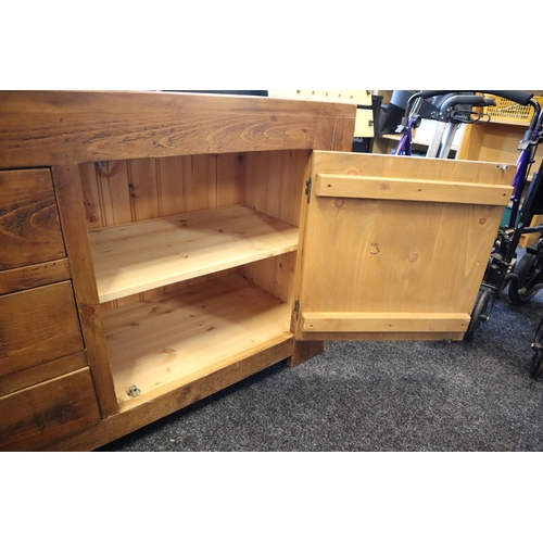 614 - Heavy Rustic Pine Side Board with 3 Central Drawers and 2 Matching Side Cupboards (81