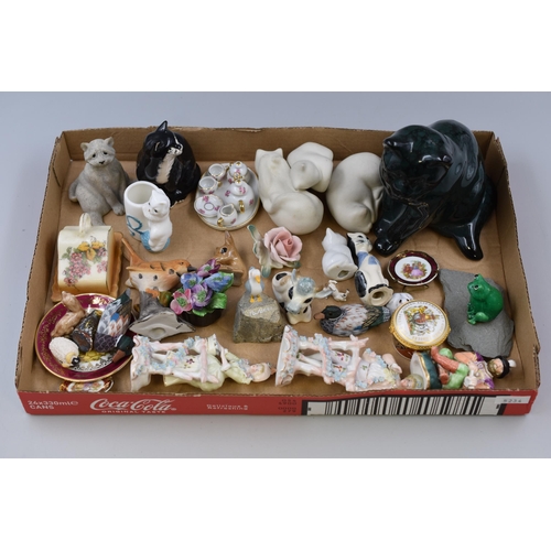 912 - Mixed lot to include, porcelain animals and other little bits and figuriens