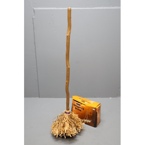 917 - Working Battery operated Enchanted Broom moves across the floor playing spooky sounds 48