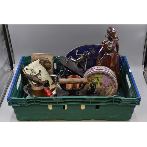 928 - A Selection of Metal Ware To Include Maid Companion Set (Incomplete), Collectable Tins, Copper Tanka... 