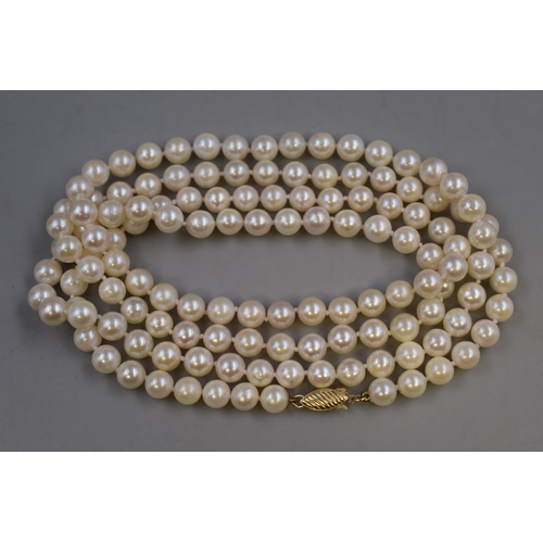 7 - Gold 585 (14ct) Clasped String Necklace (34