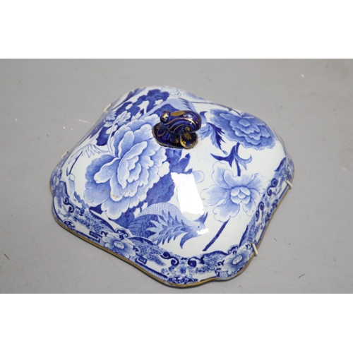 977 - A Selection of Items to include a Large Staffordshire Pearlware Meat Dish and Various White and Blue... 