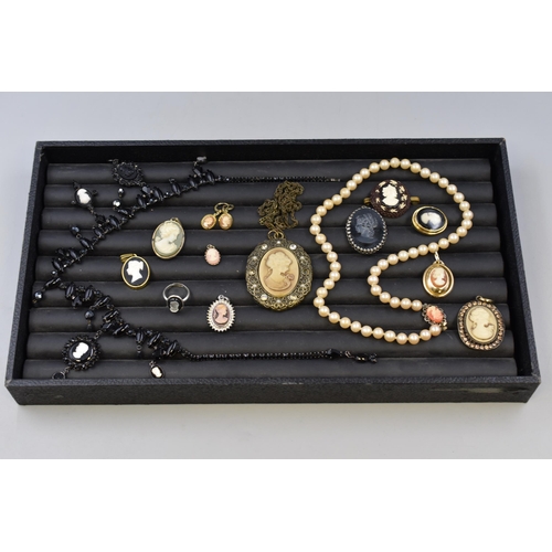 86 - A Selection of Vintage Cameo Jewellery