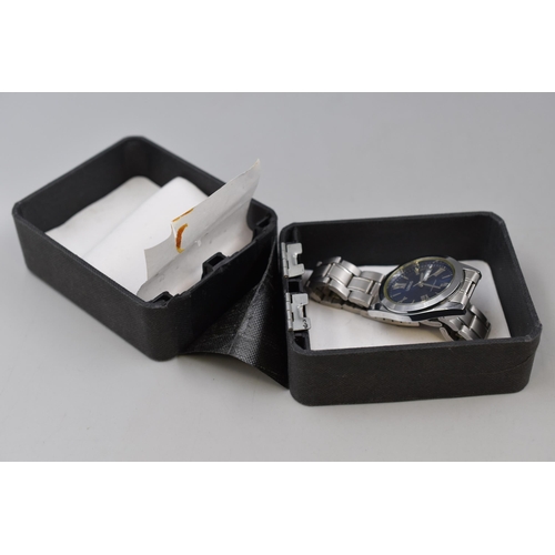 94 - A Lorus Divers Day/Date Qaurtz Watch, In Presentation Box. Box is AF