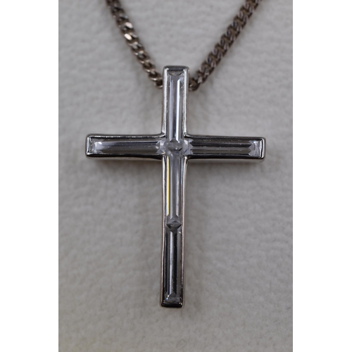 128 - A Silver 925 Necklace with Cross Pendant in Presentation Box, Chain 18