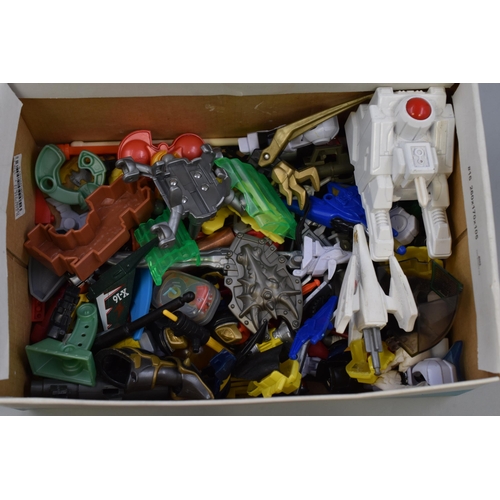 605 - A Selection of Various Toy Parts To Include Lego