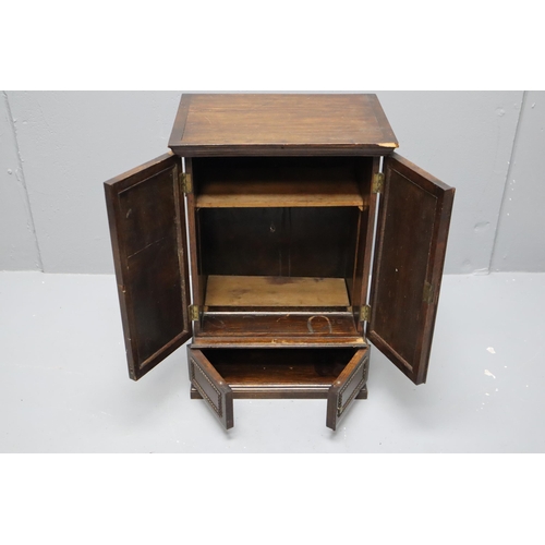 700 - Vintage Oak Geometric Four Door Cabinet (a/f) 23