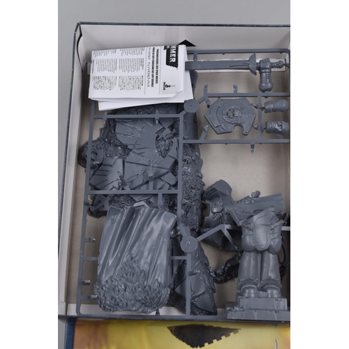 532 - Selection of Warhammer 40K Sets Including Drop Pod(Incomplete), Vindicator MkII (Incomplete) and Hon... 