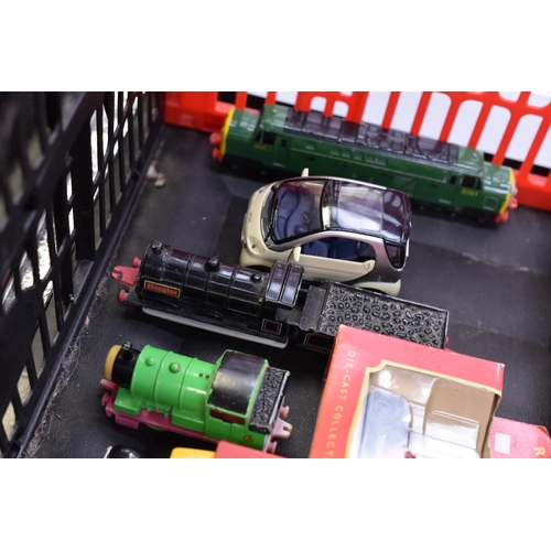 533 - Selection of Die-Cast and Plastic Collectors Models including Mallard, Flying Scotsman, Lledo, Corgi... 