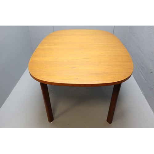 545 - G Plan Fresco Mid Century Teak Extending Dining Table with 6 Chairs including two Carvers (60