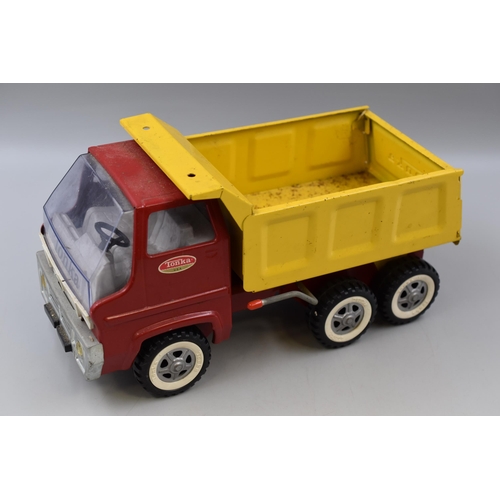 554 - A 1970's Tonka Tin Plate Dumper Truck, Approx 13