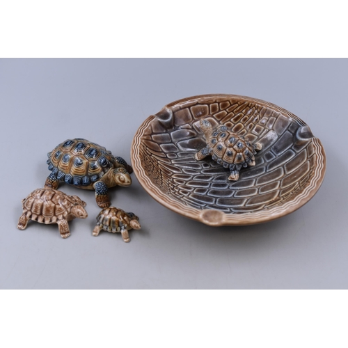 300 - Two Wade Whimsies Tortoises, With Wade Tortoise Trinket Dish, And Wade Tortoise Bowl (Approx 7.5