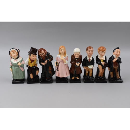 302 - A Full Set of Royal Doulton Dickens Figurines (24)