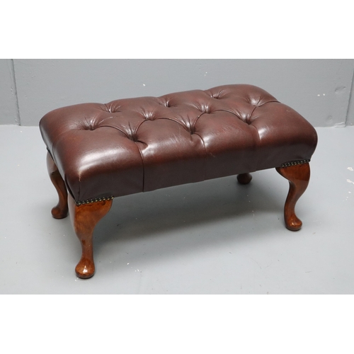 605 - Buttoned Burgundy Leather Footstool (25