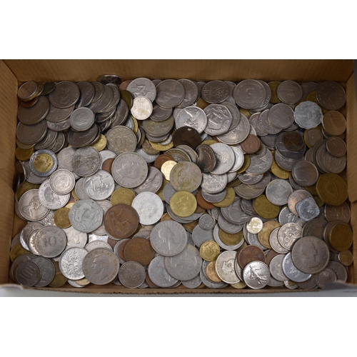 164 - Large Selection (Approx 3kg) Of Unsorted UK and Worldwide Coinage