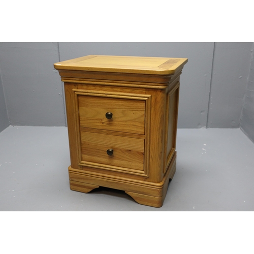 635 - Fine Quality Solid Oak Two drawer bedside Cabinet approx 26