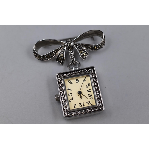 197 - Nurses Watch with Bow Clip