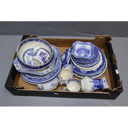 746 - Selection of Blue and White Ceramics to include Royal Cauldon, Real Old Willow and More