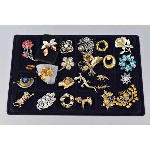 181 - Selection of Vintage Jewellery To Include Mostly Brooches, Yellow Stoned Butterfly Pendant/Earrings,... 