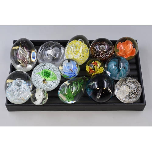 99 - A Selection of Fourteen Glass Paperweights To Include Caithness