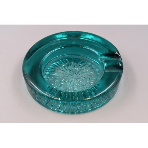 251 - Vintage Emerald Green Glass Ashtray/Pin Dish possibly Whitefriars 6