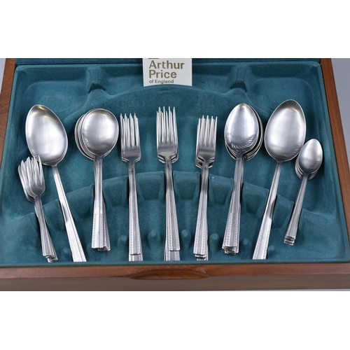 584 - John Mason, Arthur Price of England cutlery set in wooden display case