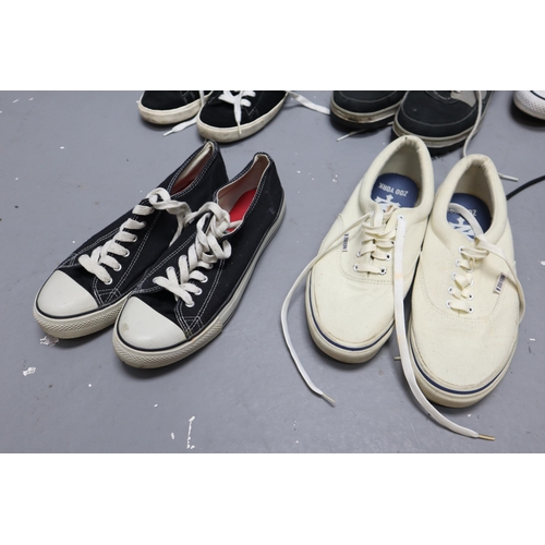 773 - Selection of Gents Footwear to Include, Converse All Star ( Size 9 ) Timberland Trainers ( Size 8.5 ... 