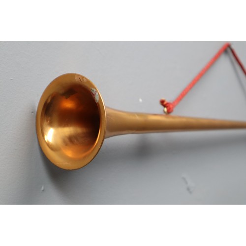 301 - Large Vintage Brass and Copper Hunting Horn 36