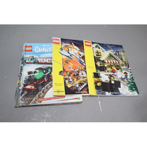 466 - Large Selection of Lego Pieces with a Collection of Catalogues (4.87 kg)