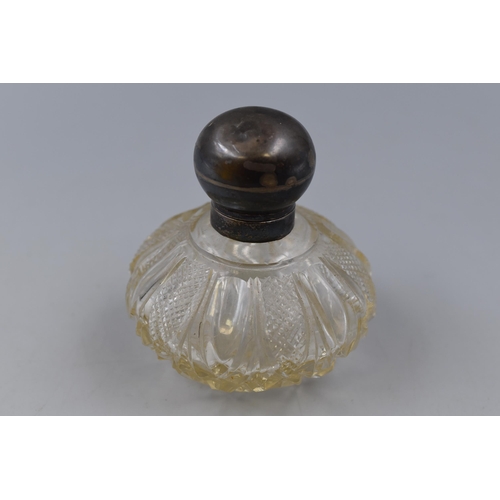 17 - A Hallmarked Birmingham Silver Topped Perfume Bottle, Circa 1922