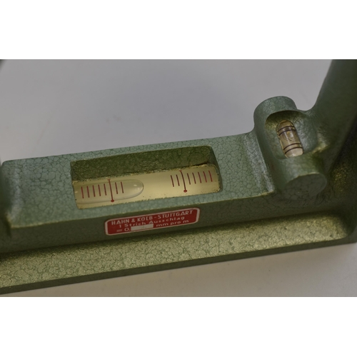 389 - Hahn & Kolb Engineers Spirit Level