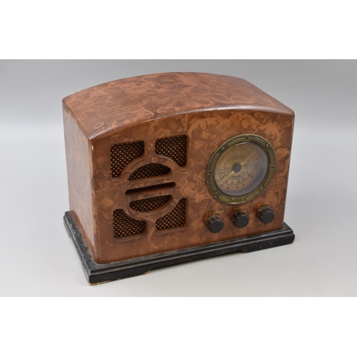 400 - Working Steepletone 1930's Style Radio Cassette Player